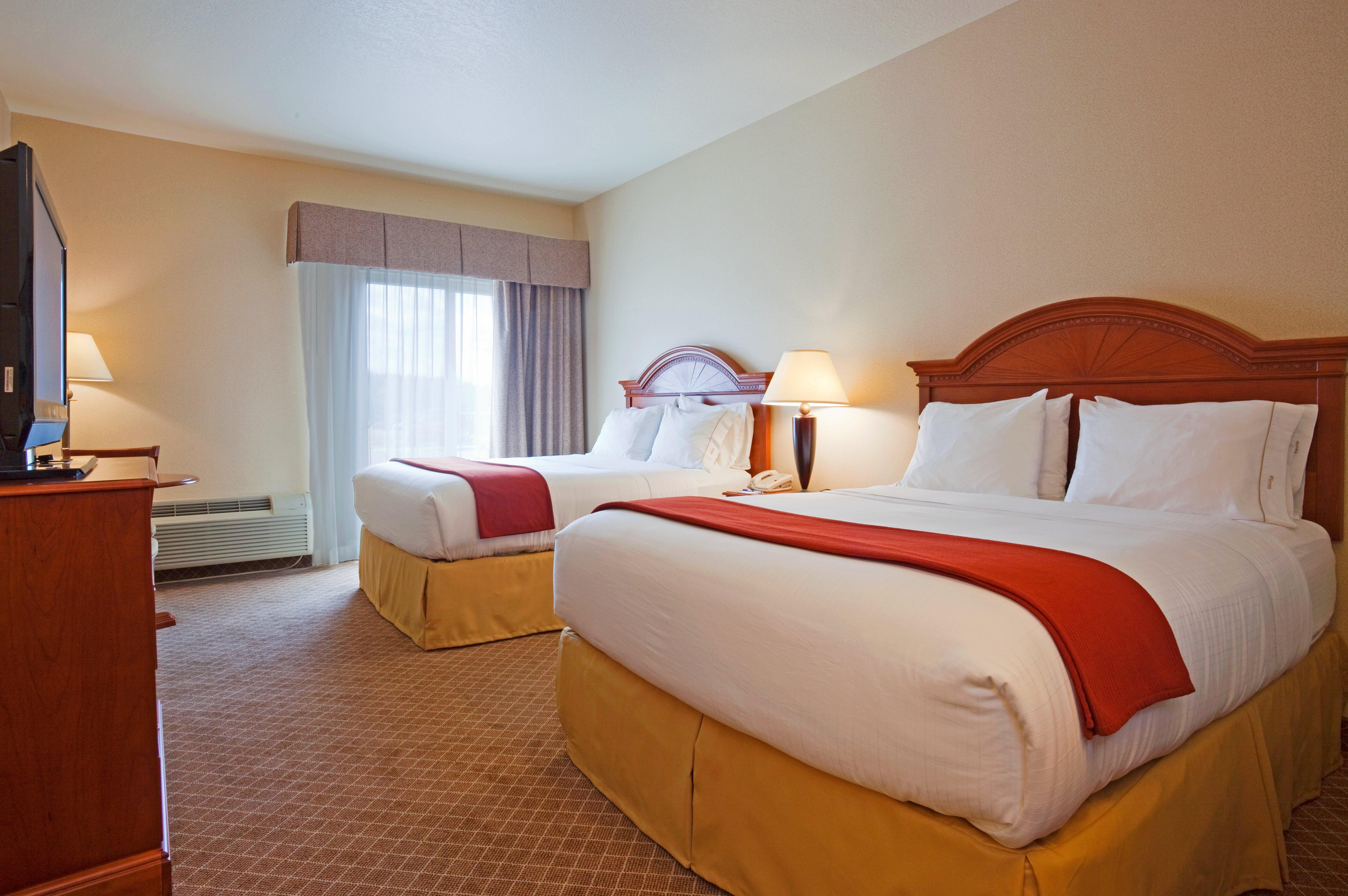 Holiday Inn Express & Suites Wausau By Ihg Weston Exterior foto